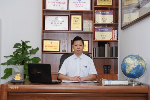 豐雷益門窗營銷總監謝永鈞：奮力沖刺，確保出色完成年終目標