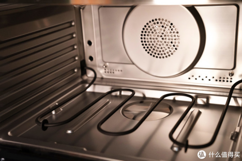 蒸烤箱一體機(jī)還是分體的蒸箱、烤箱更實(shí)用，一體機(jī)的優(yōu)勢(shì)全分析