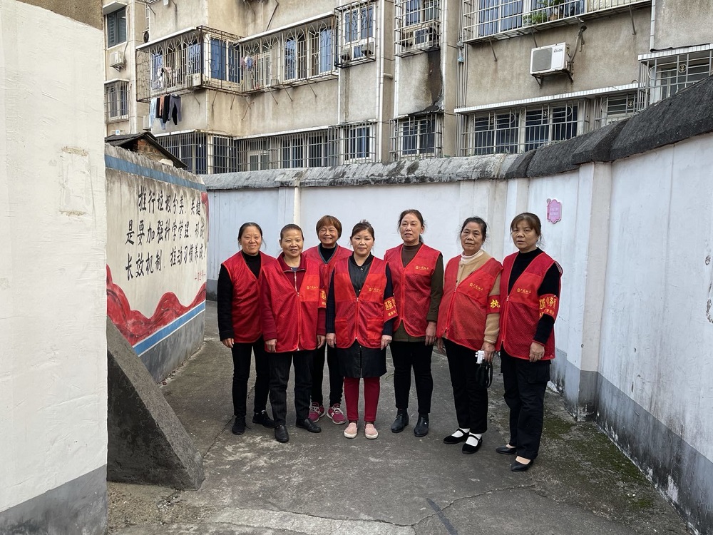 社區&ldquo;娘子軍&rdquo;甘當新時代&ldquo;打更人&rdquo;