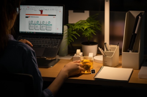 茶小開&mdash;&mdash;把好原料、真功夫和有趣的故事裝進茶包里