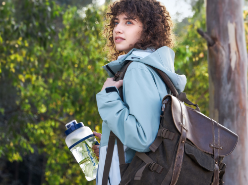 摩飛搶占露營新風(fēng)口！新上便攜榨汁桶，專為戶外而設(shè)的私人鮮飲站