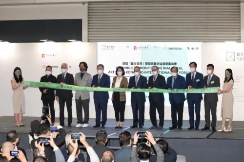 鄭志剛推動中國文化走出去，首屆&ldquo;藝文香港&rdquo;開幕，見證中國文藝蓬勃發展！