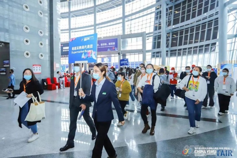 義博會線下線上同步服務，為產品找訂單不遺余力！