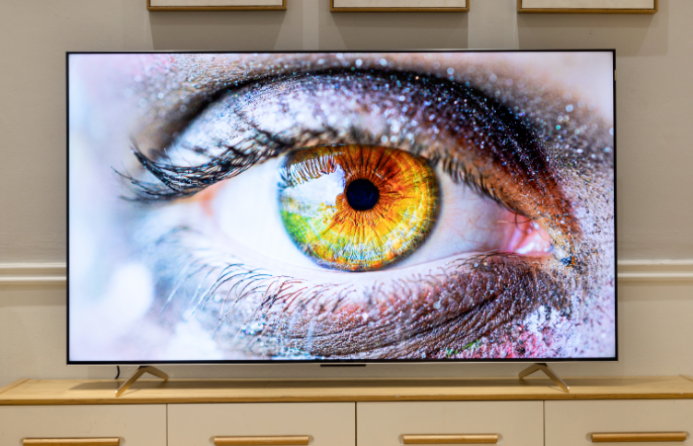 TCL電視新品堪稱正六邊形，不信你去看實(shí)機(jī)