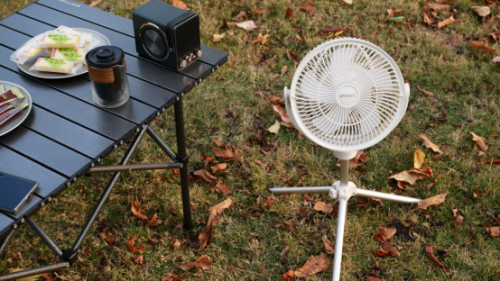 夏日露營新圖鑒，七彩叮當(dāng)把戶外風(fēng)扇玩出花！