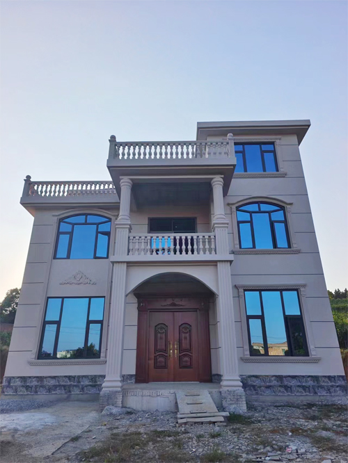 外墻仿石漆品牌&ldquo;沙弗萊&rdquo;，為鄉(xiāng)村別墅增添色彩