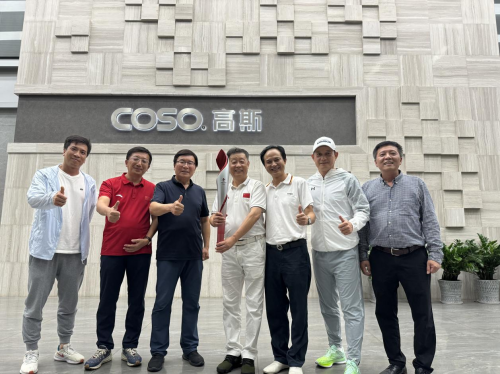 COSO報道|中央電視臺知名主持人韓喬生老師蒞臨德國COSO衛(wèi)浴參觀交流
