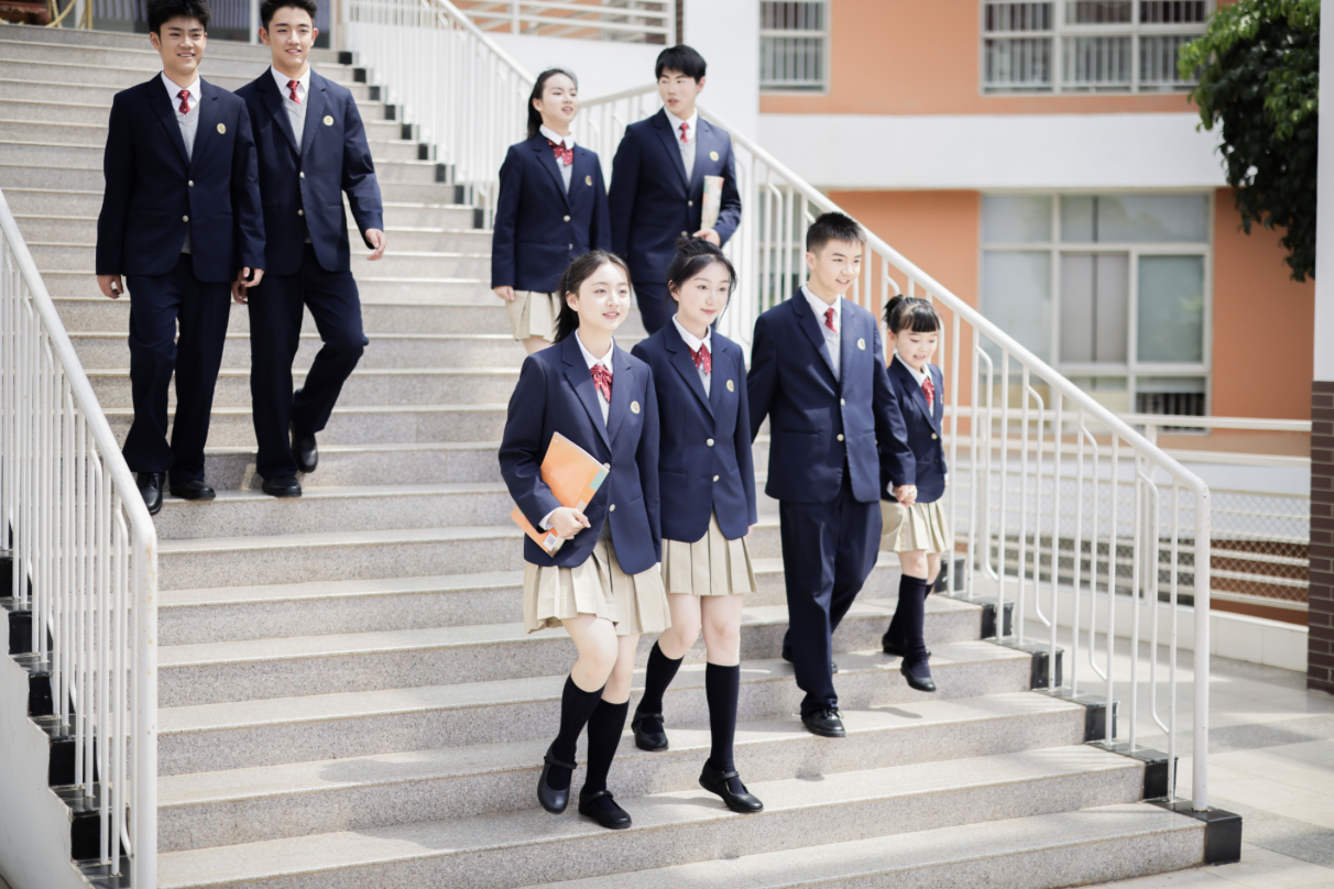 清風拂校園，陽光暖學行！ &mdash;&mdash;2025年校服專項整治以陽光采購促全鏈條規范