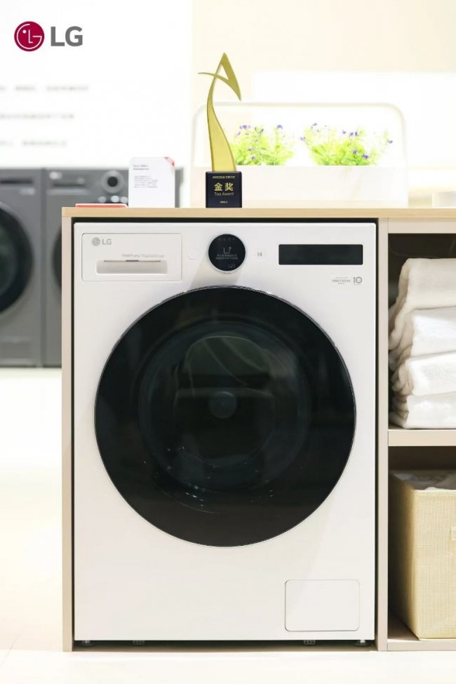 LG 電子斬獲艾普蘭金獎及創新獎，以科技美學融合煥新智慧生活